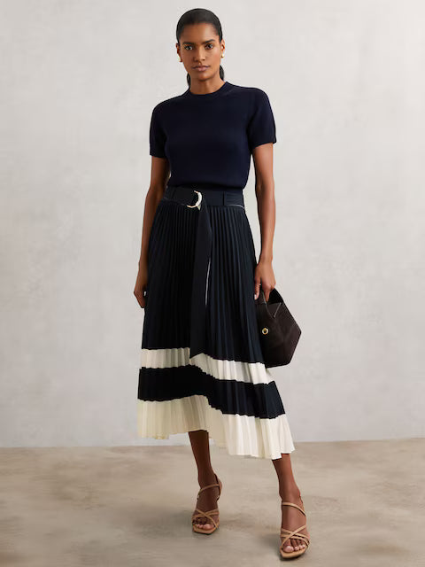 ATHAR-Belted Pleated Midi Skirt in Navy/Ivory